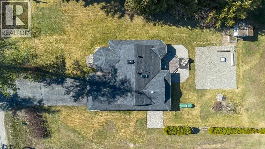 3789 Zinck Road. Scotch Creek, British Columbia