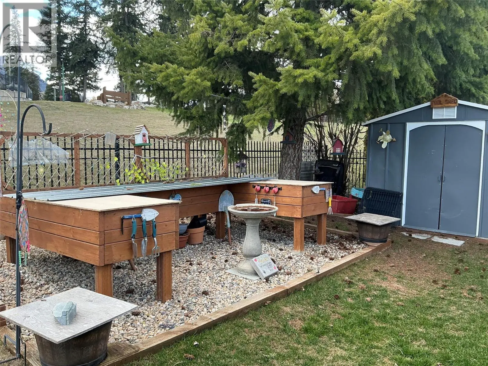 2932 Buckley Road Unit# 16. Sorrento, British Columbia