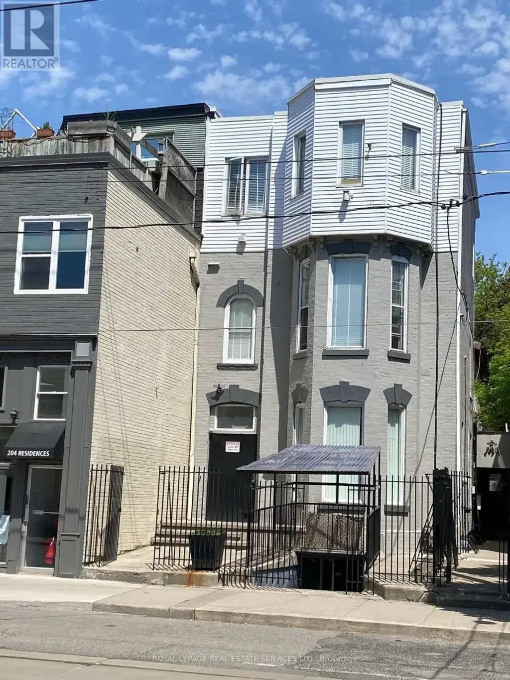 203 - 206 Carlton Street, Toronto (Cabbagetown-South St. James Town)