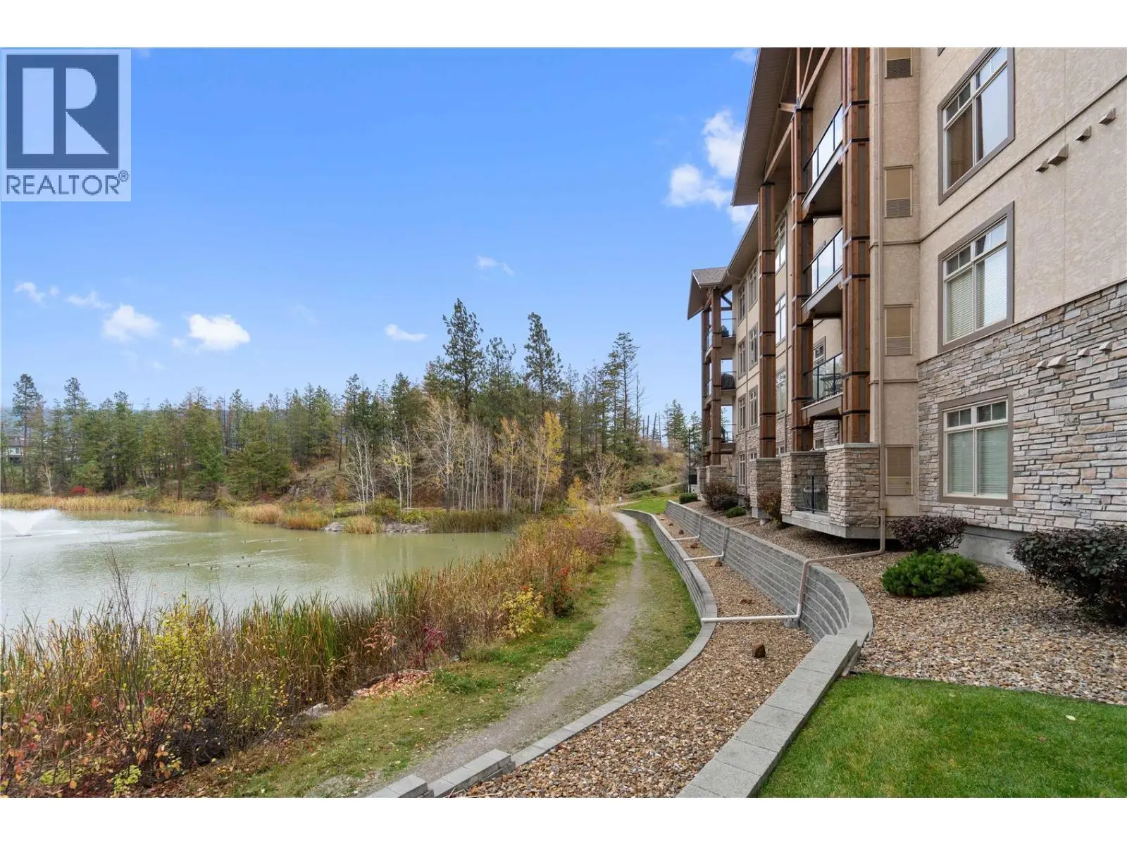 2551 Shoreline Drive Unit# 223. Lake Country, British Columbia
