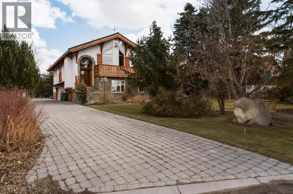 764 East Chestermere Drive, Chestermere