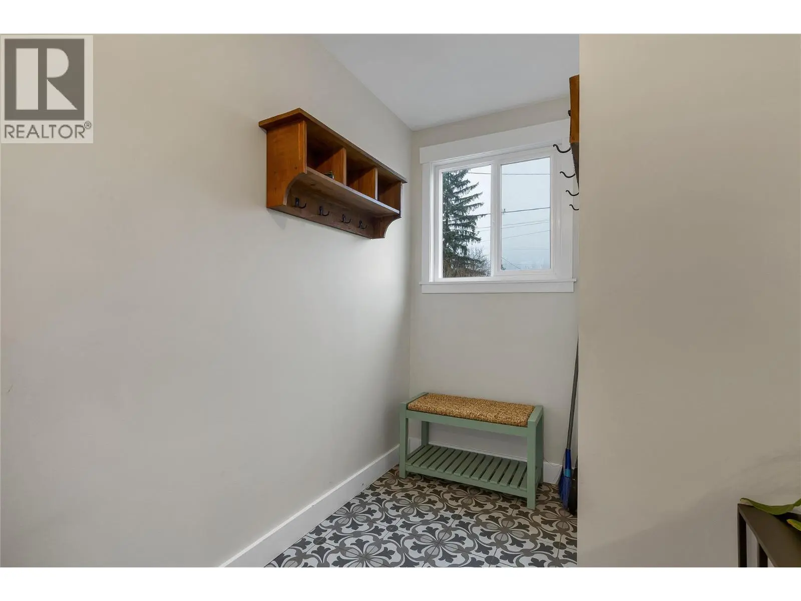 1505 32 Avenue. Vernon, British Columbia
