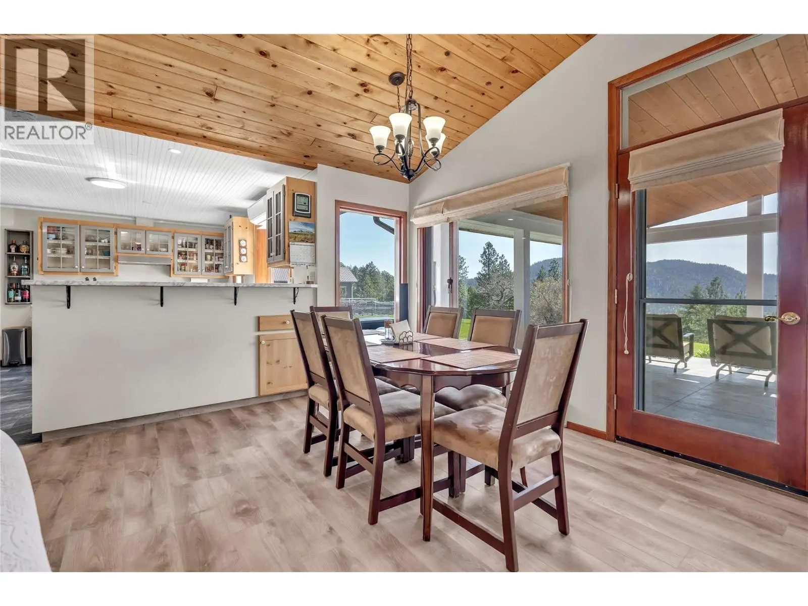 30 Osborne Road. Summerland, British Columbia
