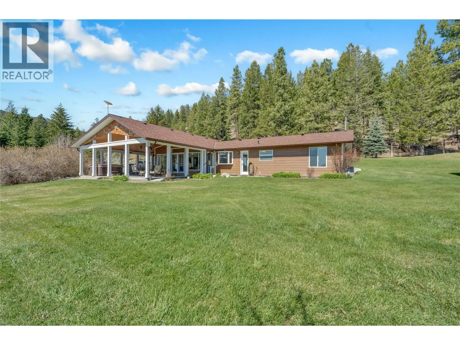 30 Osborne Road. Summerland, British Columbia