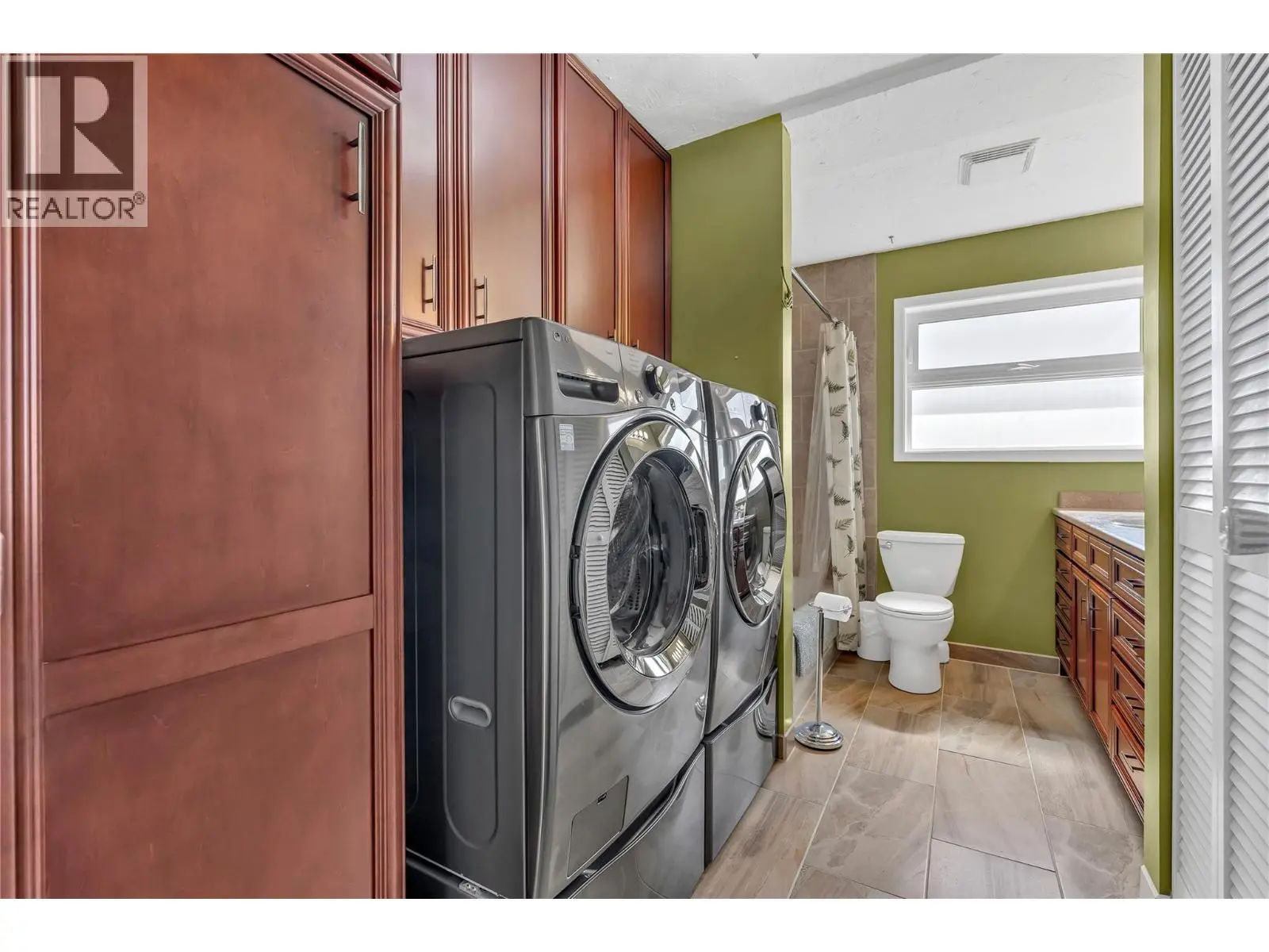 30 Osborne Road. Summerland, British Columbia
