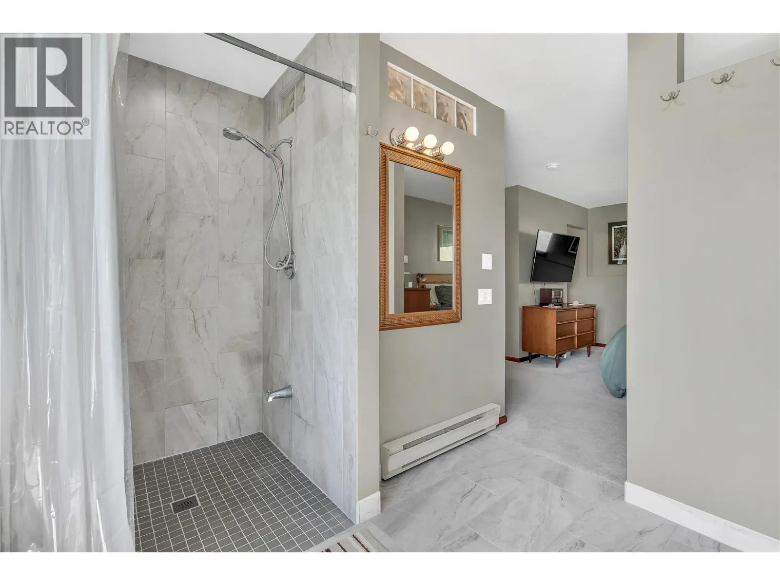 30 Osborne Road. Summerland, British Columbia