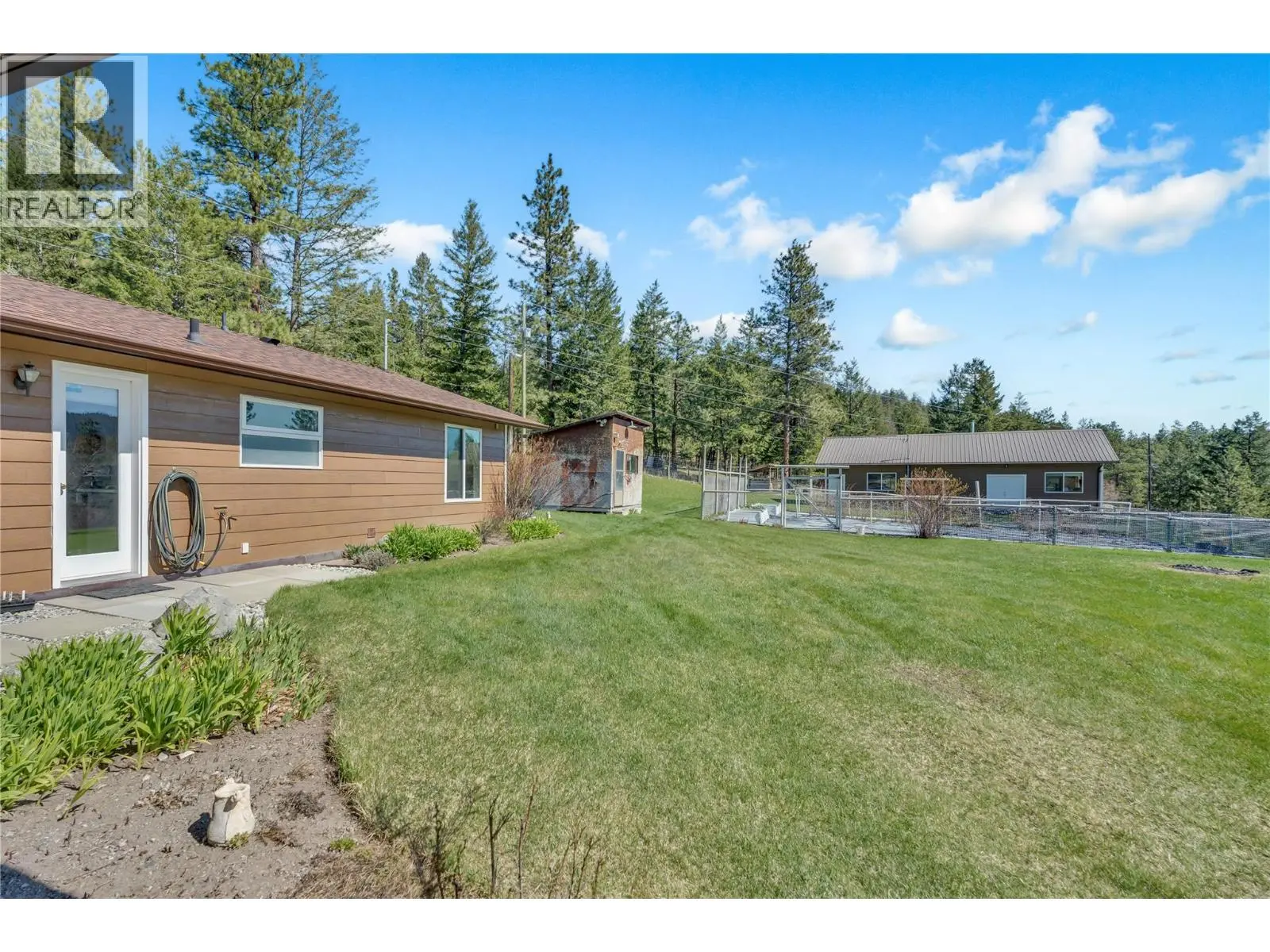 30 Osborne Road. Summerland, British Columbia