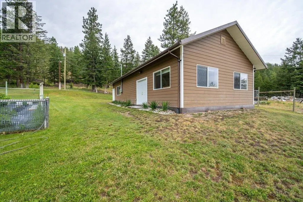 30 Osborne Road. Summerland, British Columbia