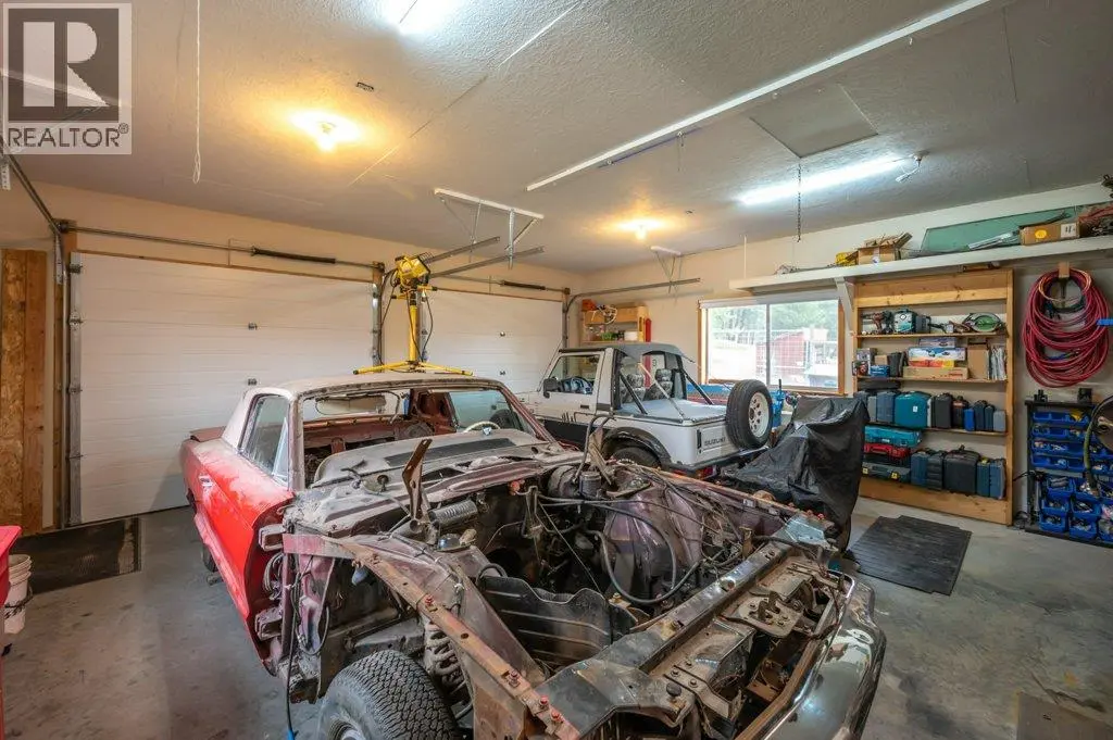 30 Osborne Road. Summerland, British Columbia