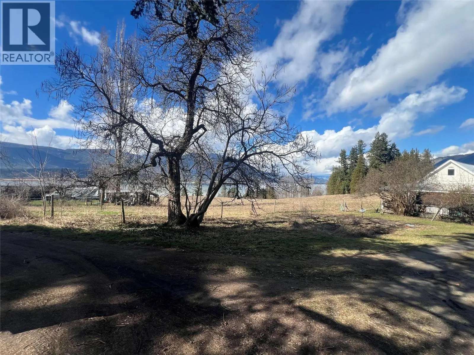 2351 Lakeshore Road Ne. Salmon Arm, British Columbia