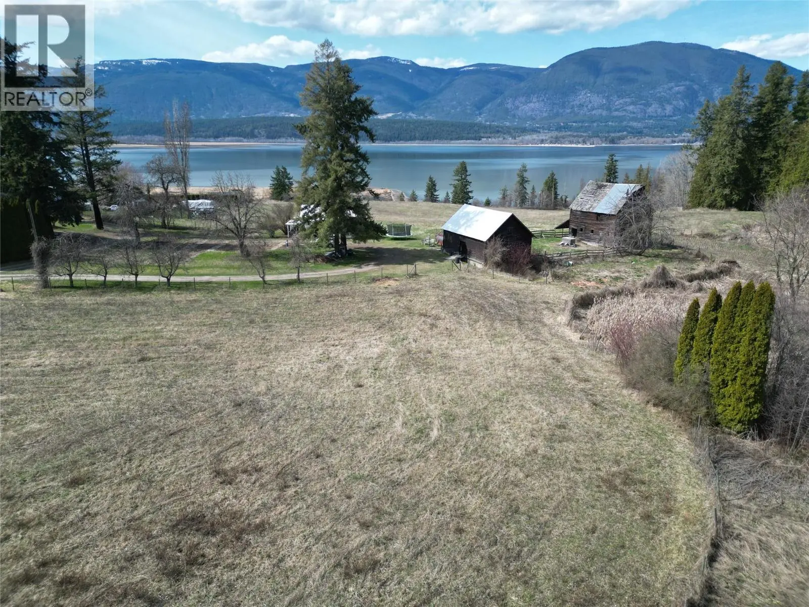 2351 Lakeshore Road Ne. Salmon Arm, British Columbia