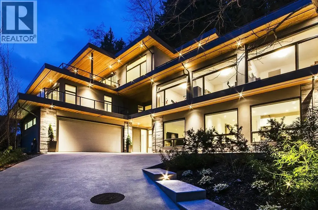 817 Younette Drive, West Vancouver
