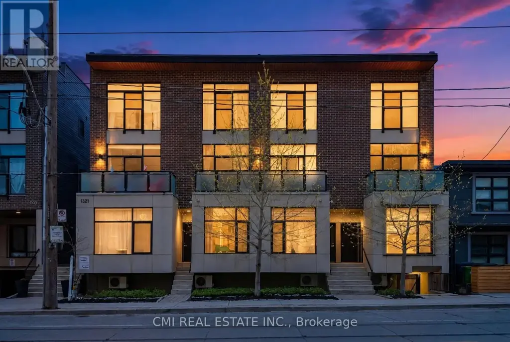 10 - 1321 Gerrard Street E, Toronto (Greenwood-Coxwell)