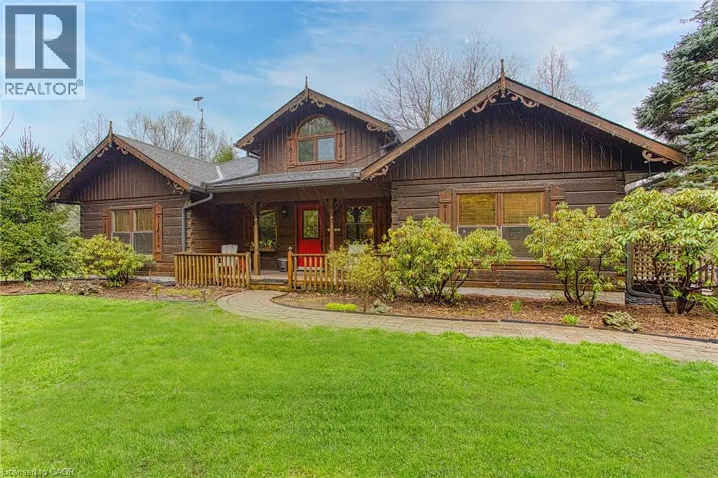 1970 Hollow Road, Fonthill