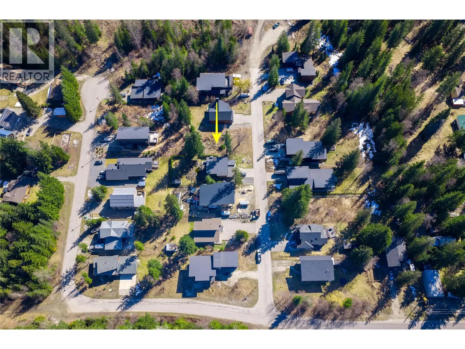 2070 Mountain Gate Road. Revelstoke, British Columbia