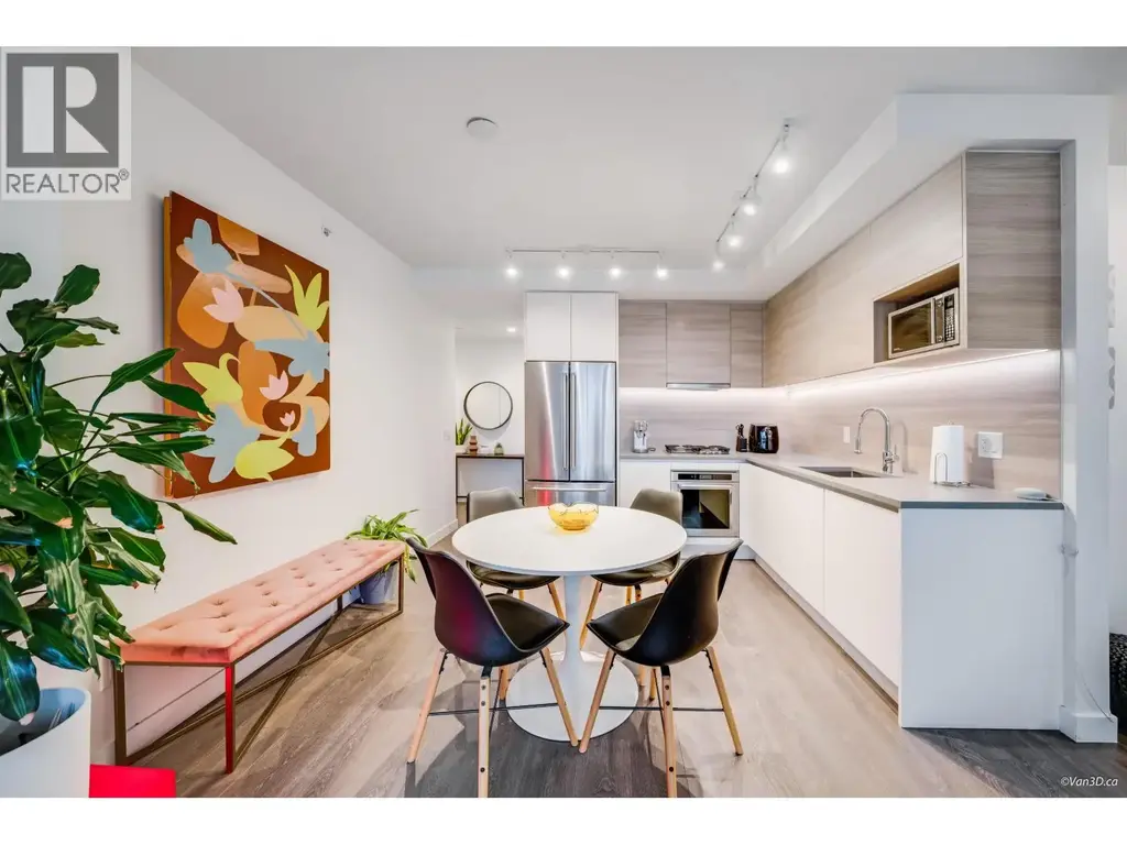 1204 525 Foster Avenue, Coquitlam