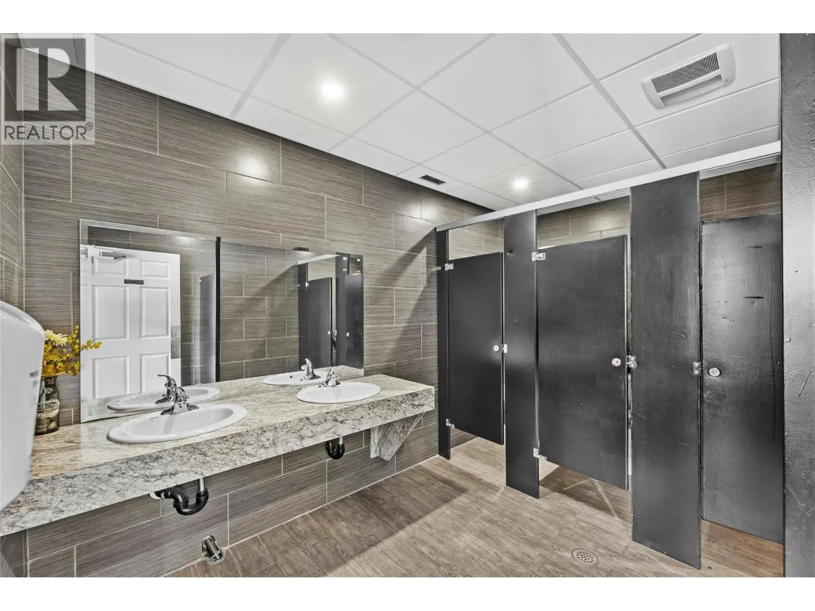 110 Bromley Place. Princeton, British Columbia