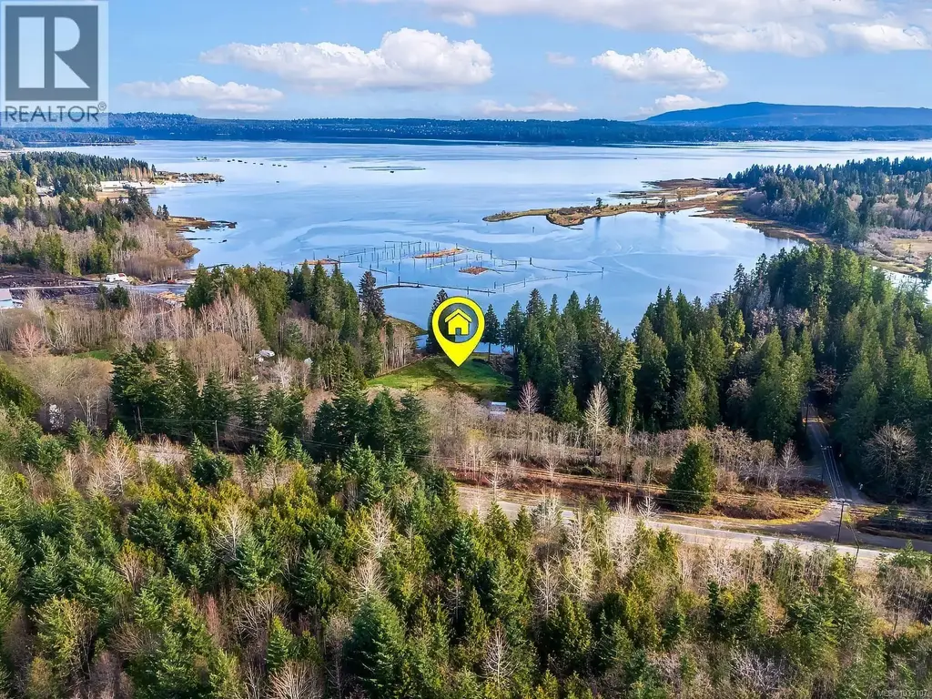 8460 Penny Lane, Fanny Bay