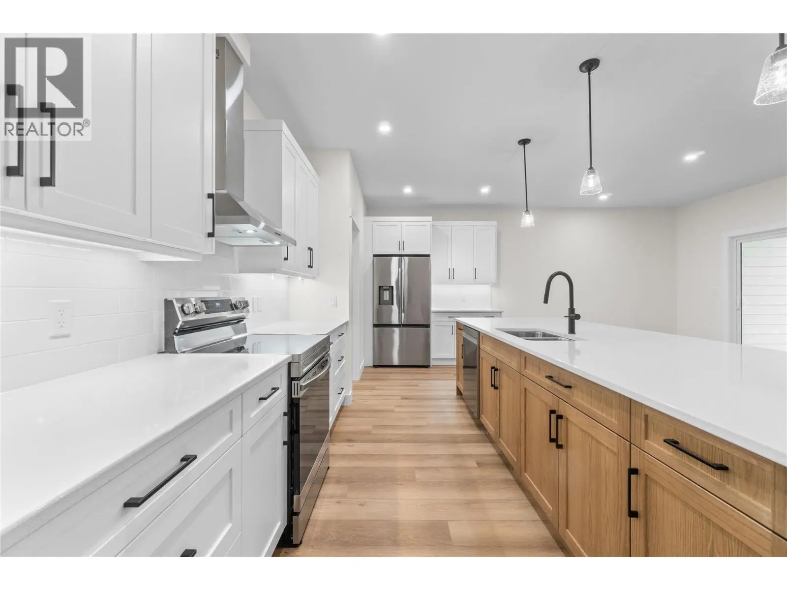231 20 Street Ne Unit# 10. Salmon Arm, British Columbia