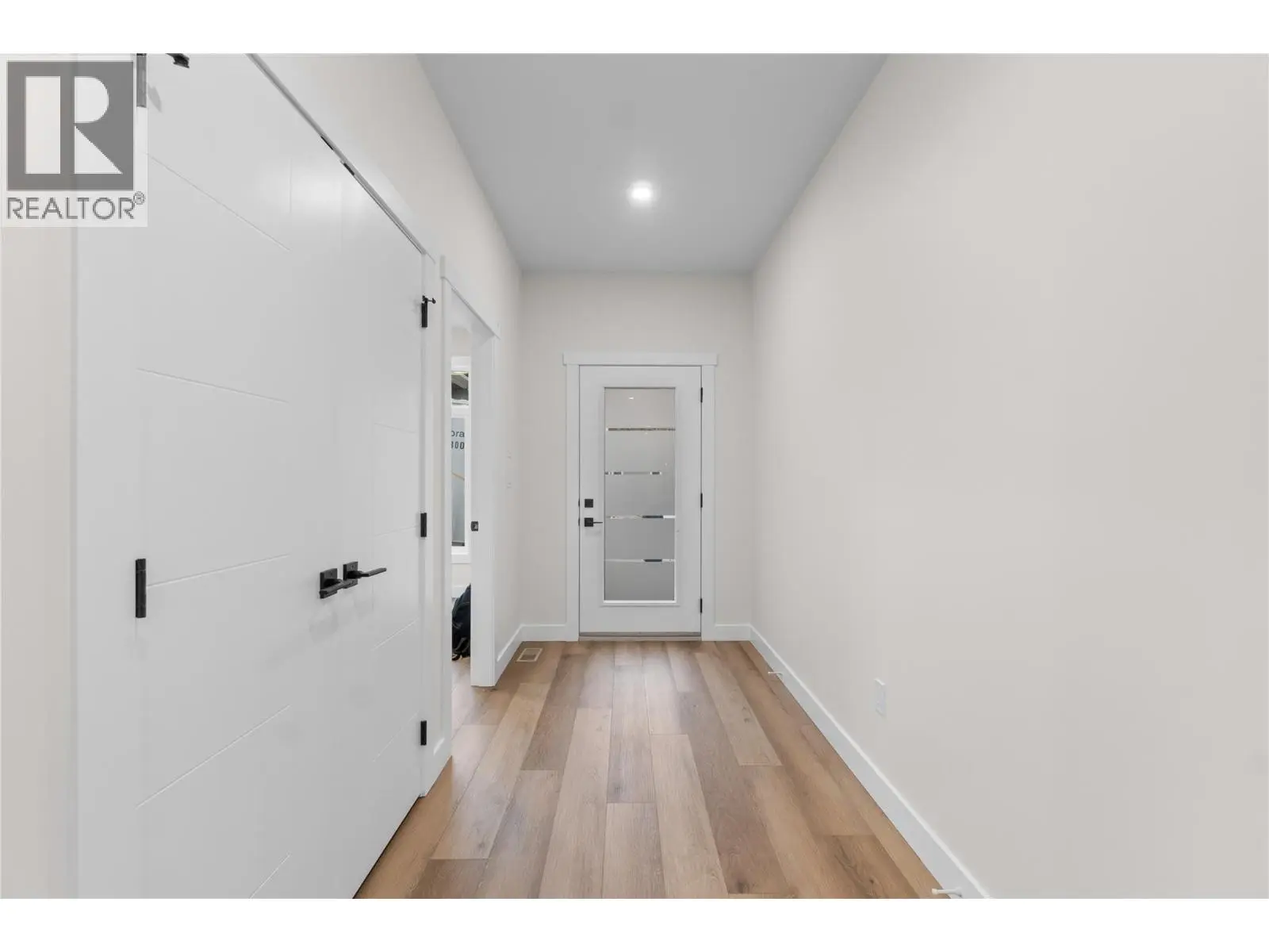 231 20 Street Ne Unit# 10. Salmon Arm, British Columbia