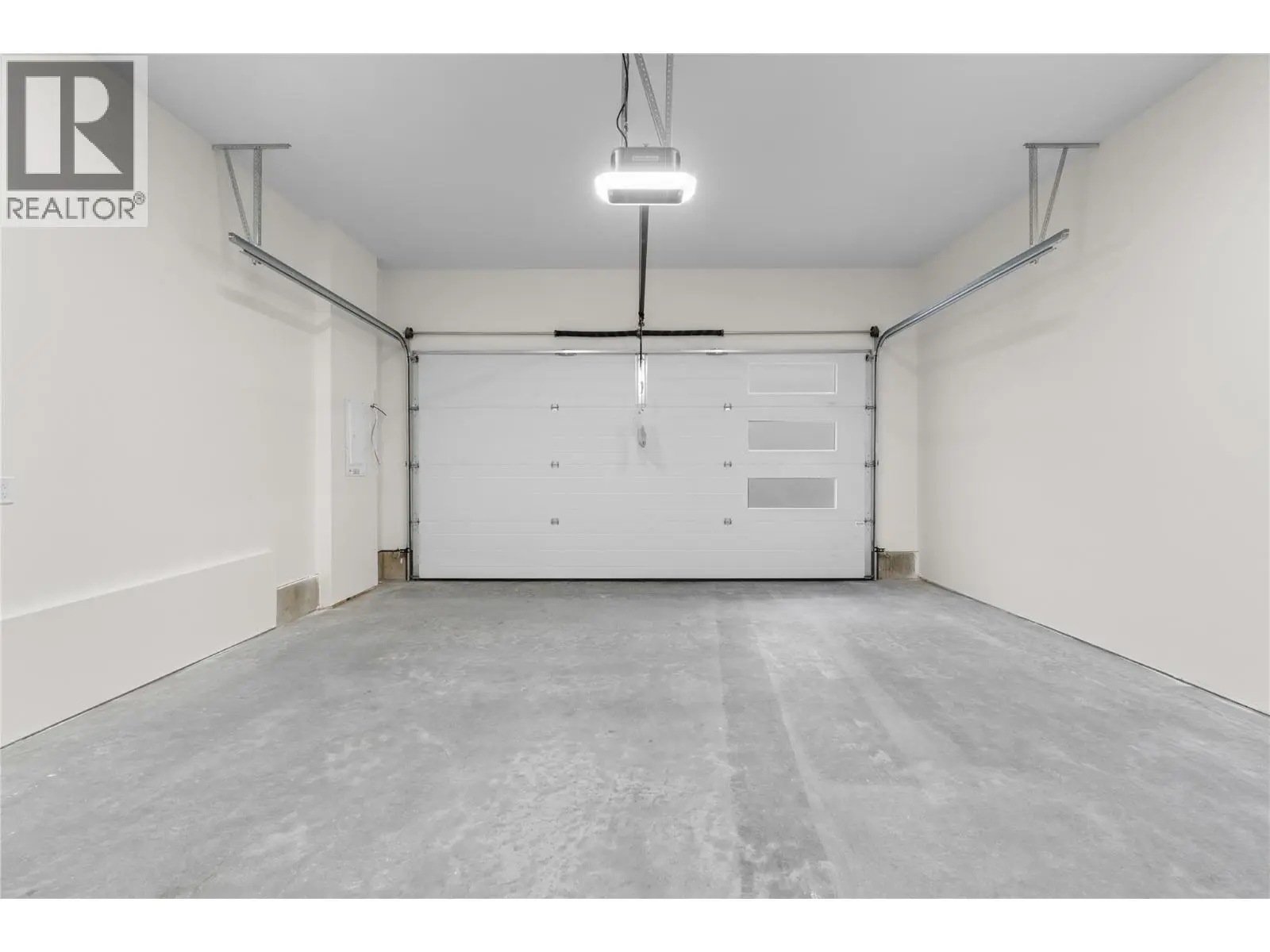 231 20 Street Ne Unit# 10. Salmon Arm, British Columbia