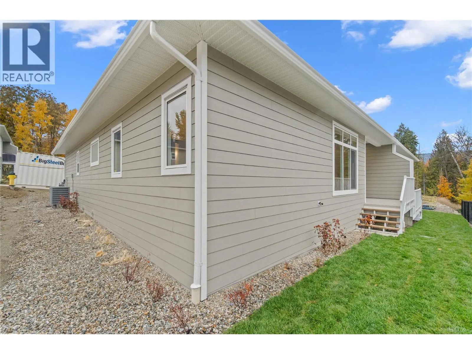 231 20 Street Ne Unit# 10. Salmon Arm, British Columbia