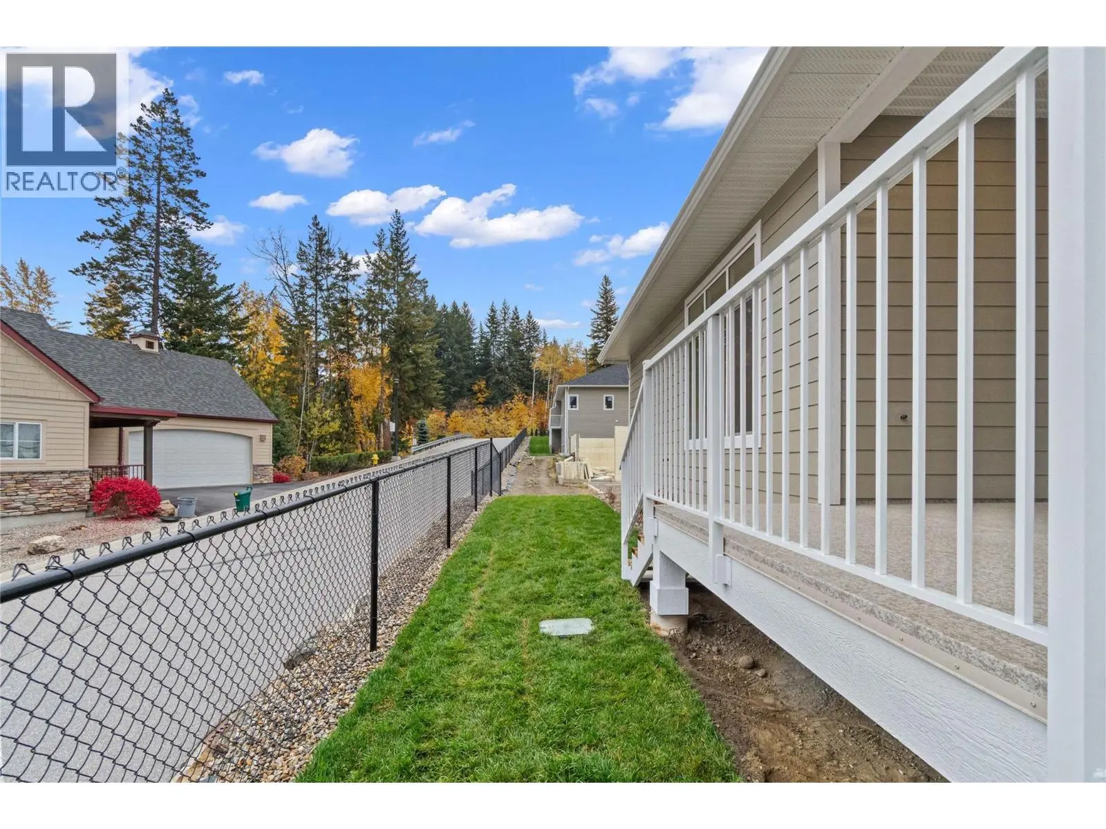 231 20 Street Ne Unit# 10. Salmon Arm, British Columbia