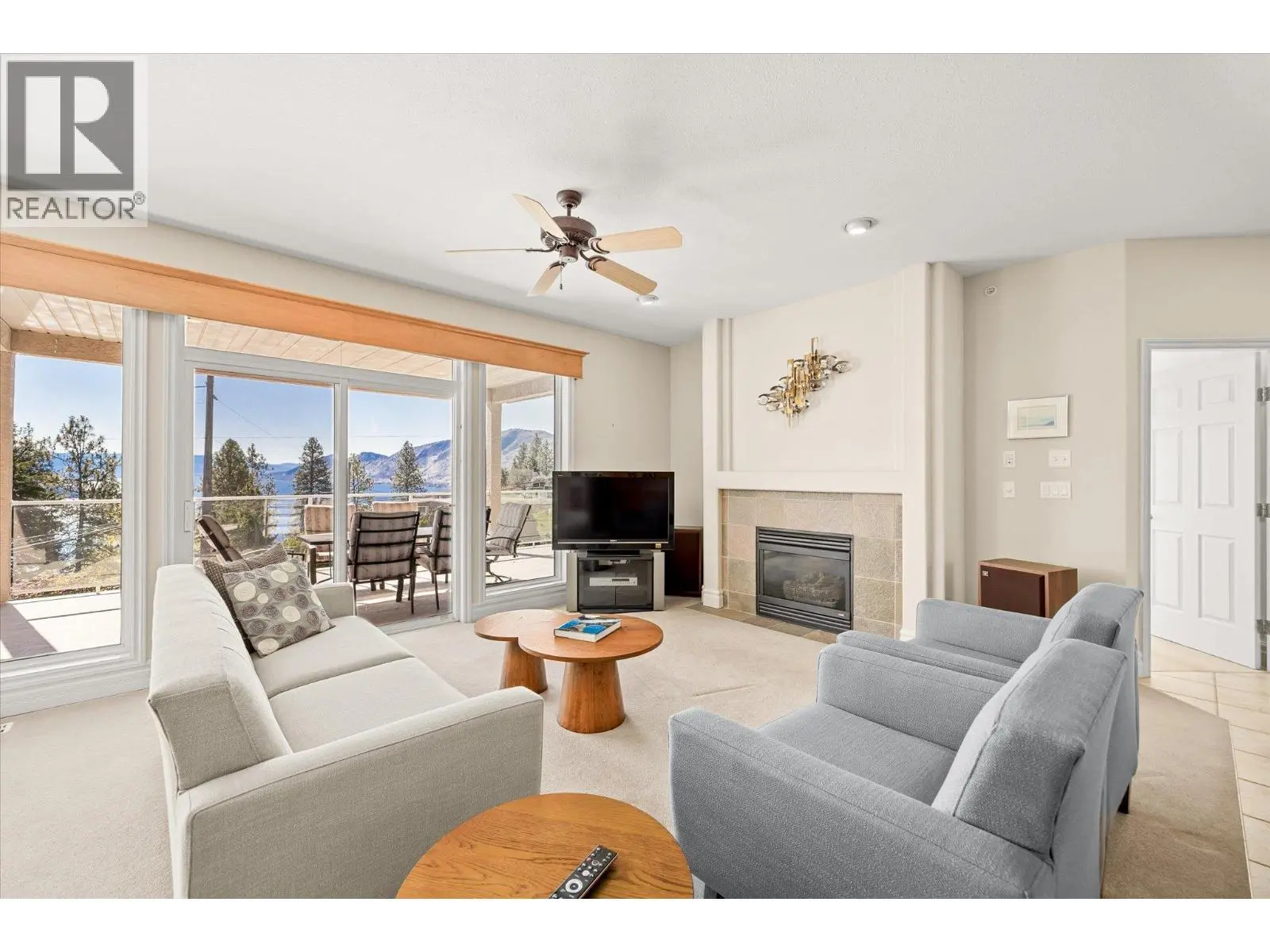 6157 Gillam Crescent. Peachland, British Columbia