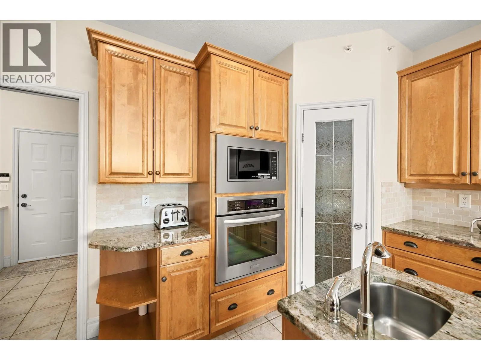 6157 Gillam Crescent. Peachland, British Columbia