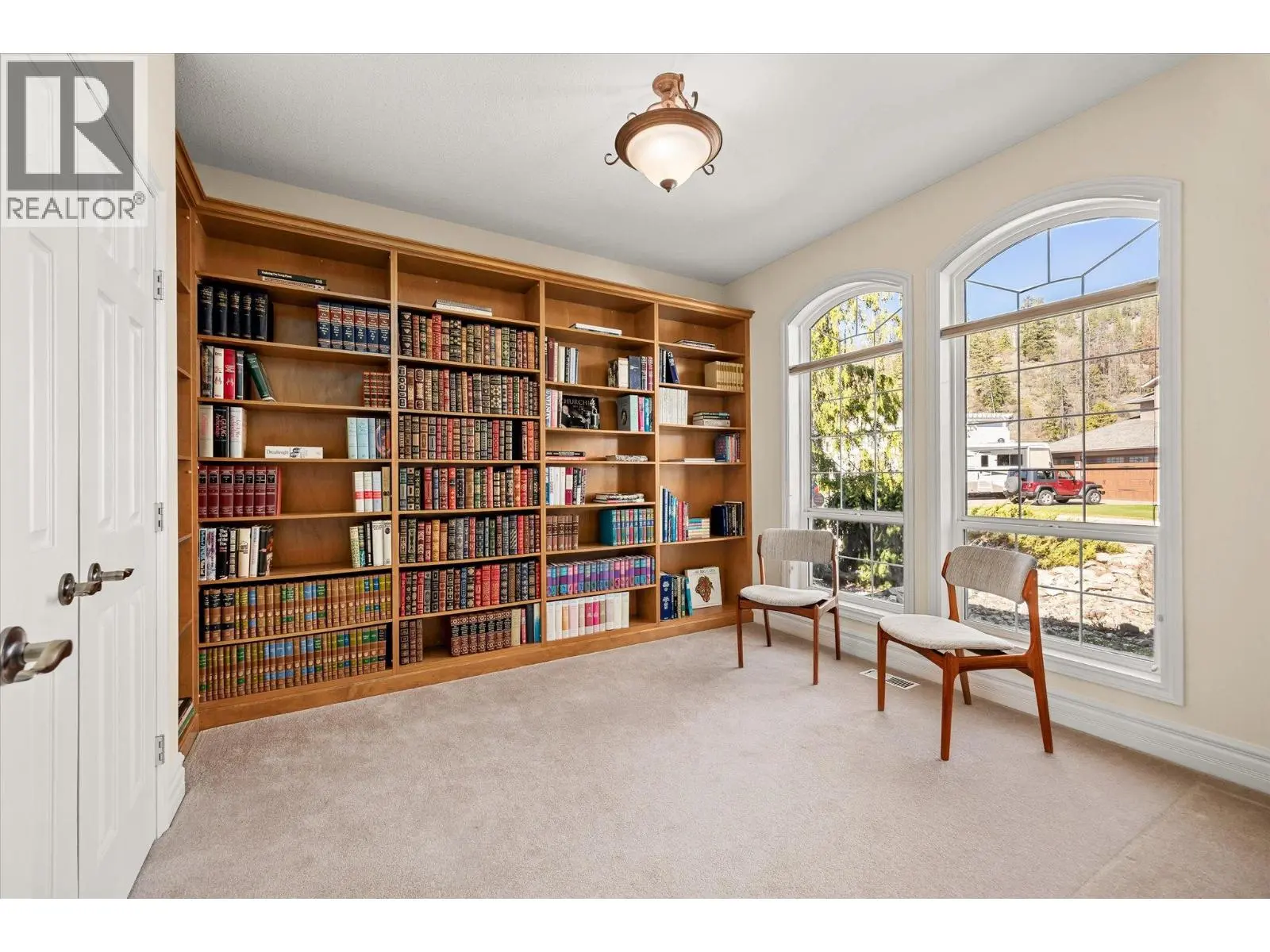 6157 Gillam Crescent. Peachland, British Columbia
