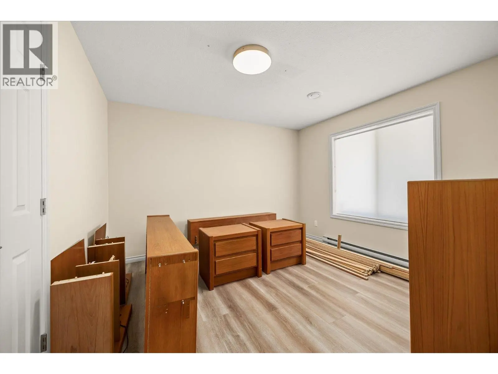 6157 Gillam Crescent. Peachland, British Columbia