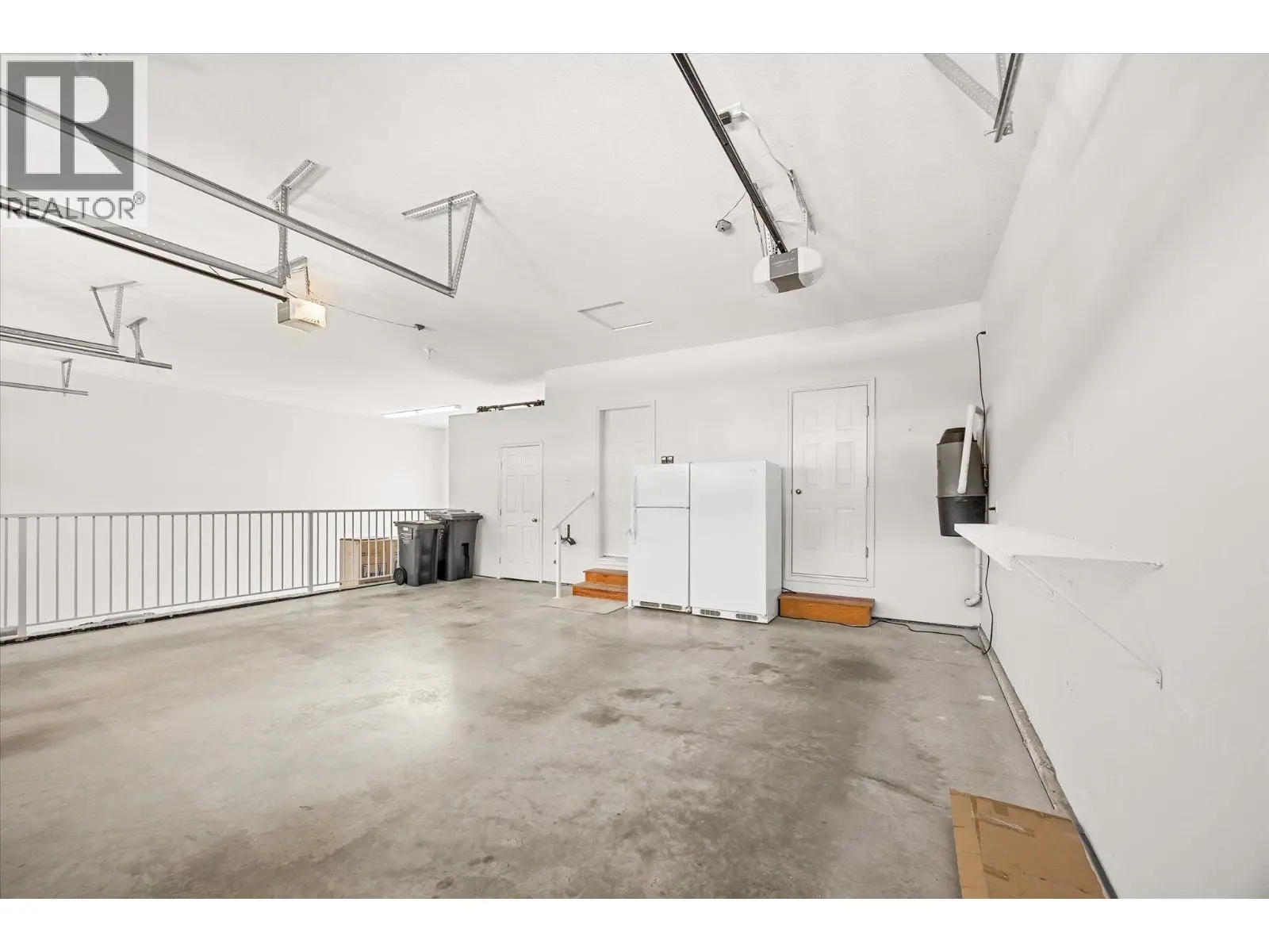 6157 Gillam Crescent. Peachland, British Columbia