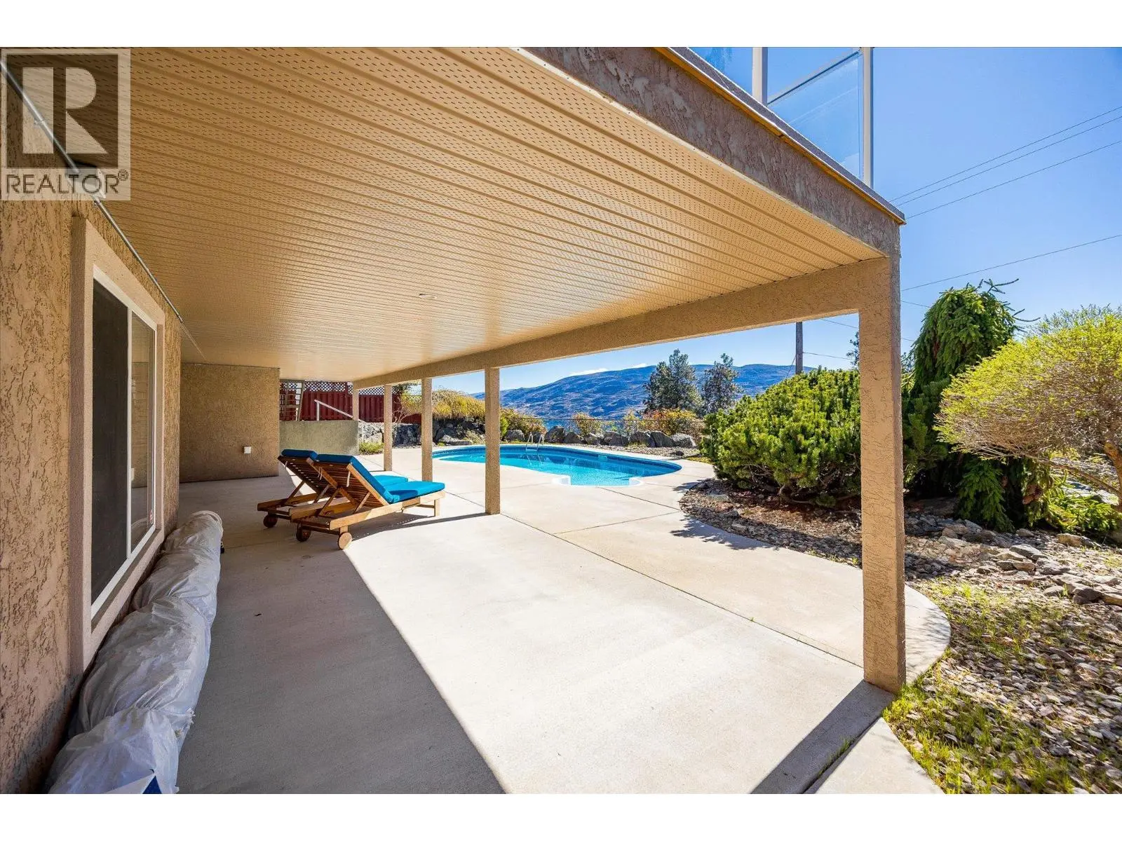 6157 Gillam Crescent. Peachland, British Columbia