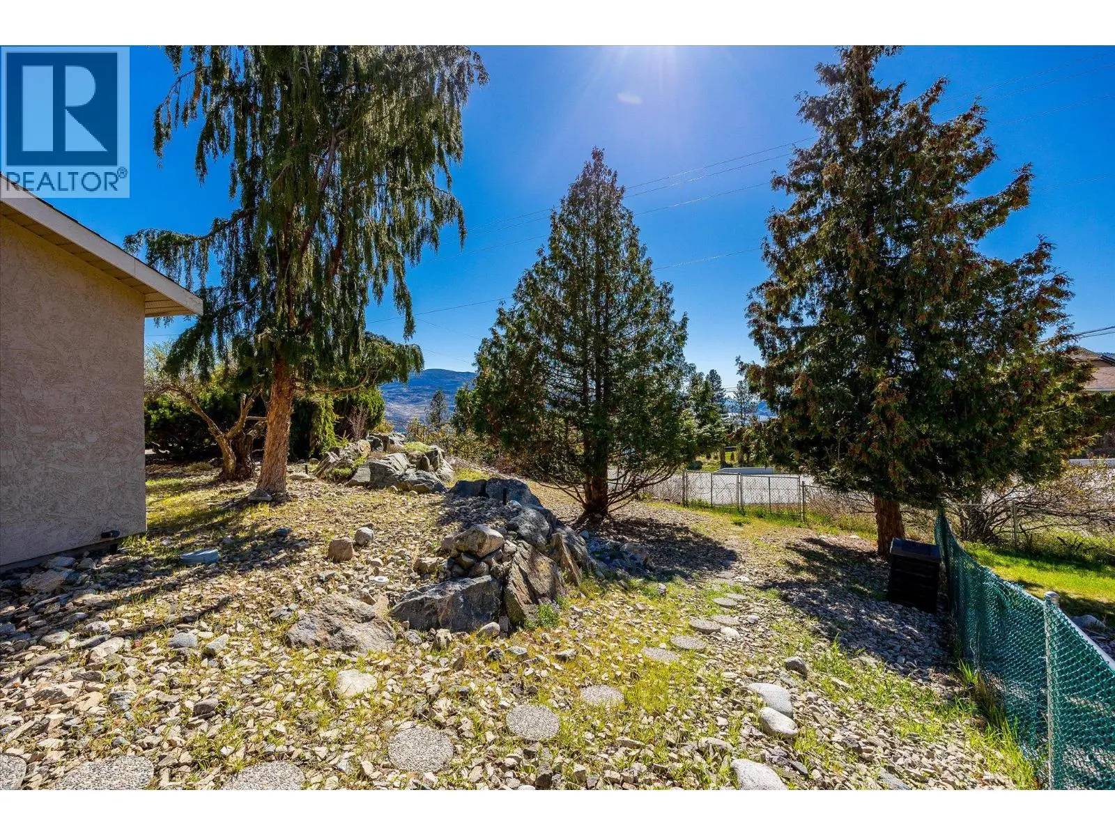 6157 Gillam Crescent. Peachland, British Columbia