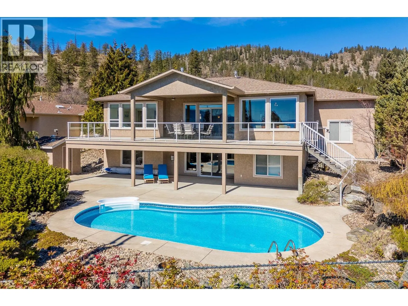 6157 Gillam Crescent. Peachland, British Columbia