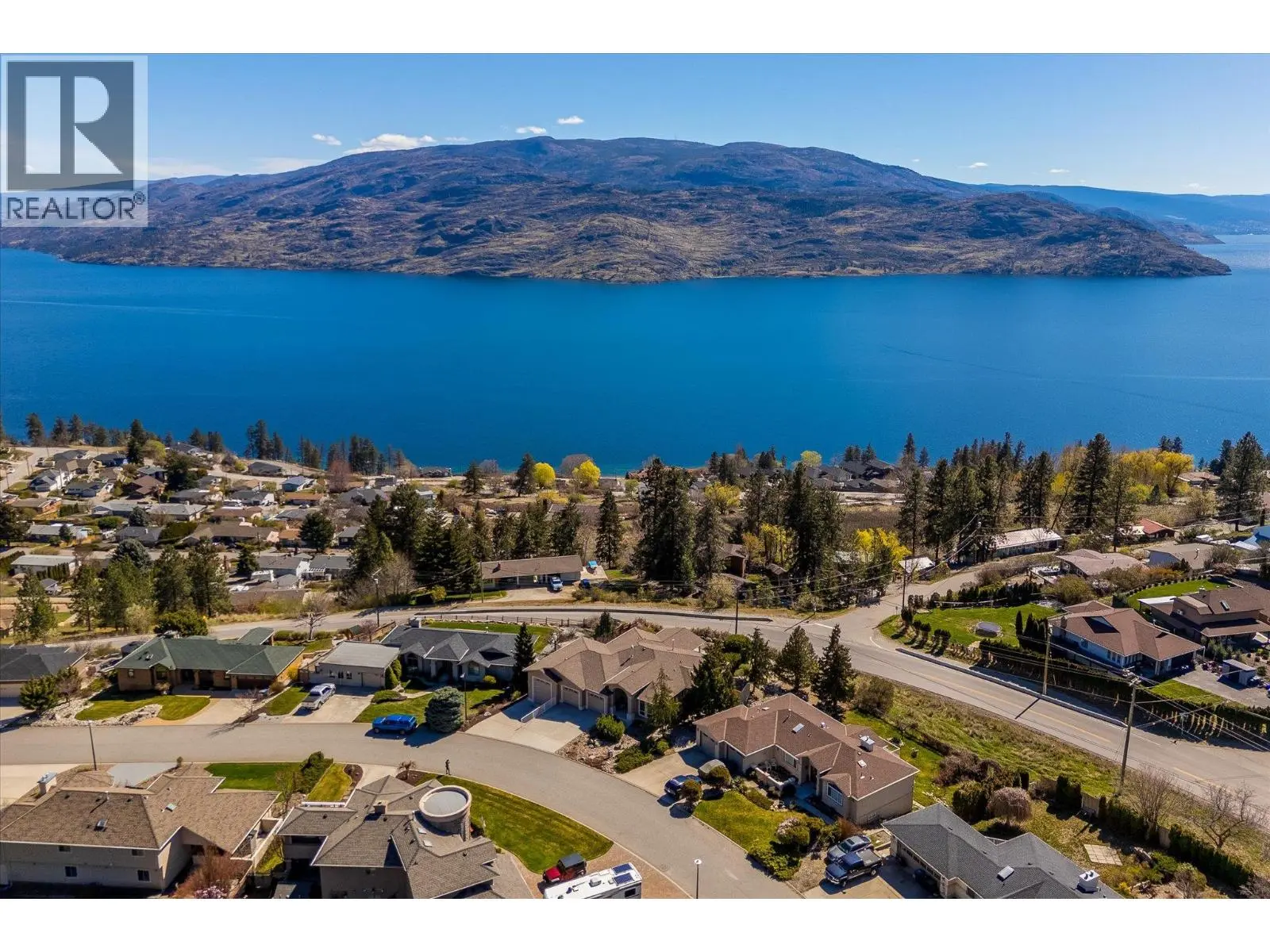 6157 Gillam Crescent. Peachland, British Columbia