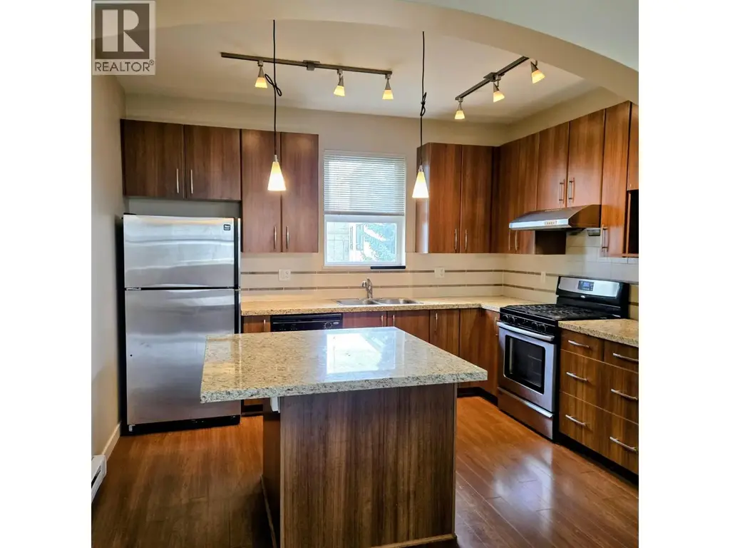 11 9333 Ferndale Road, Richmond