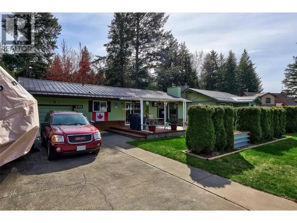 4188 South Ashe Crescent, Scotch Creek