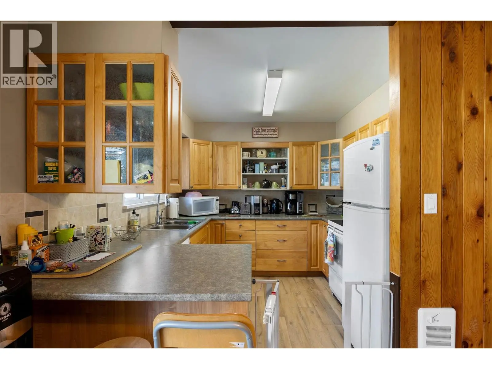 4188 South Ashe Crescent. Scotch Creek, British Columbia