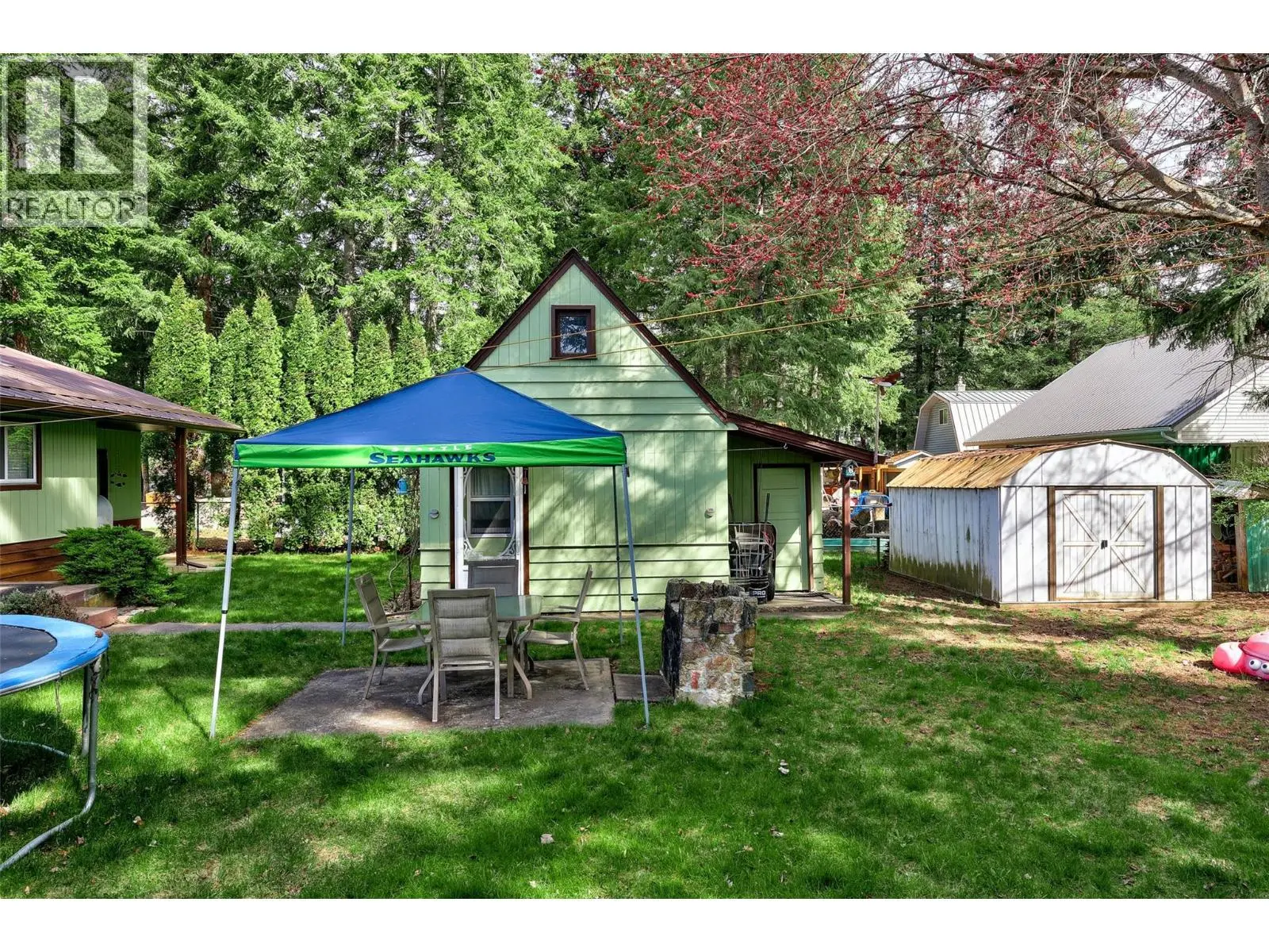 4188 South Ashe Crescent. Scotch Creek, British Columbia