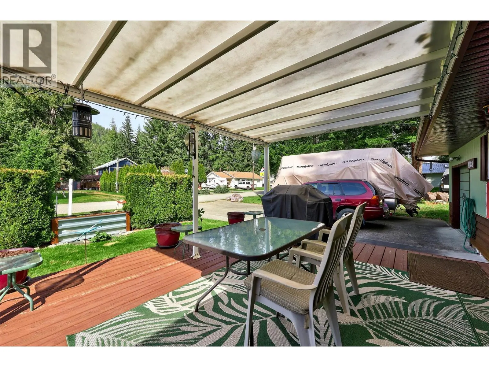 4188 South Ashe Crescent. Scotch Creek, British Columbia