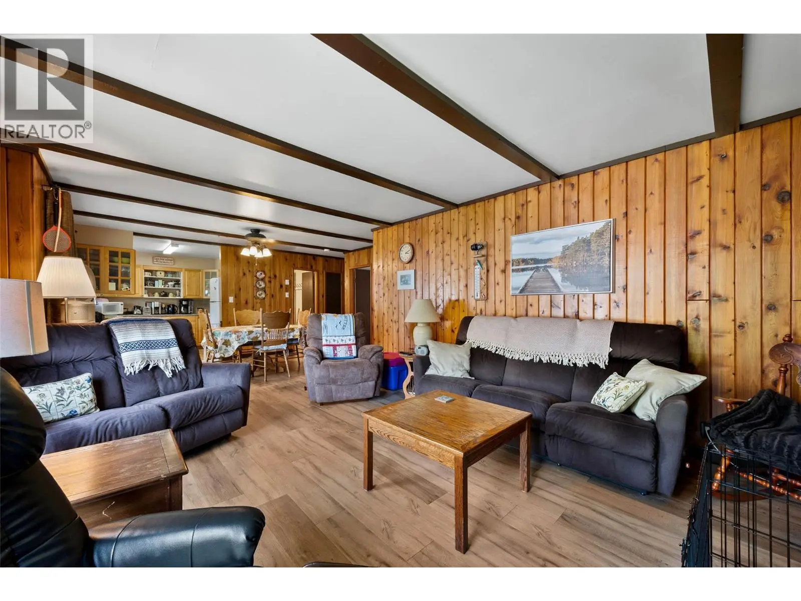 4188 South Ashe Crescent. Scotch Creek, British Columbia