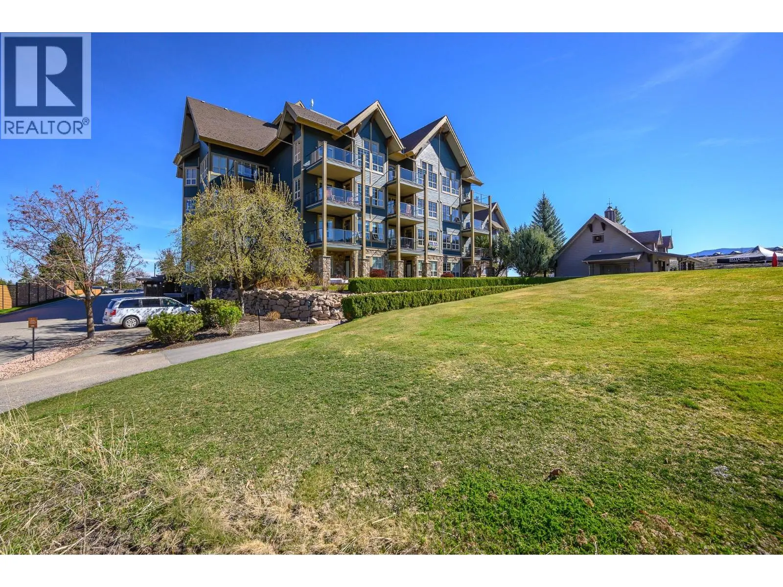 101 Village Centre Court Unit# 334. Vernon, British Columbia