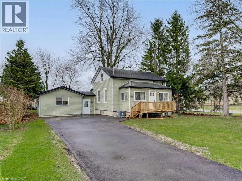 3593 Concession Drive, Glencoe