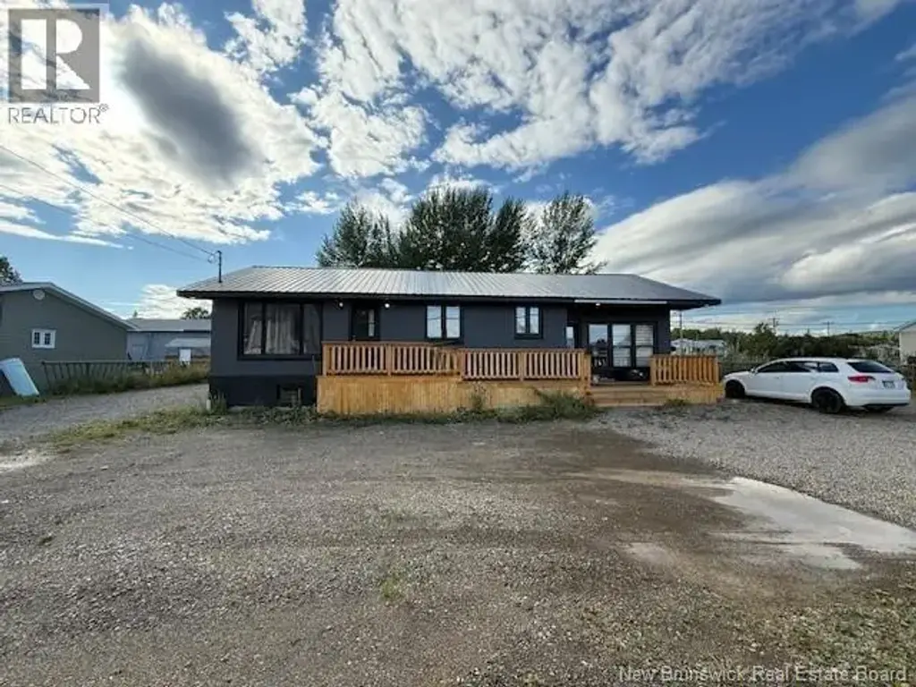 372 Principale Street, Eel River Crossing