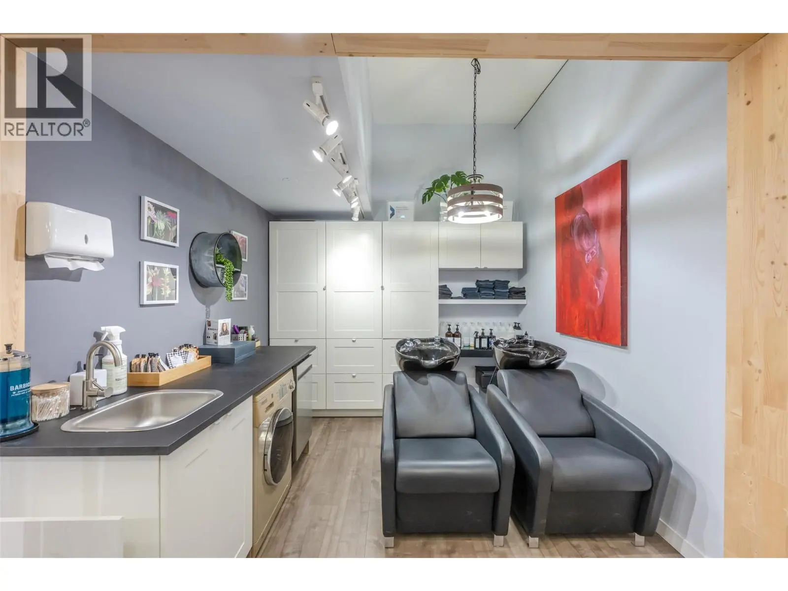 6222 Main Street. Oliver, British Columbia