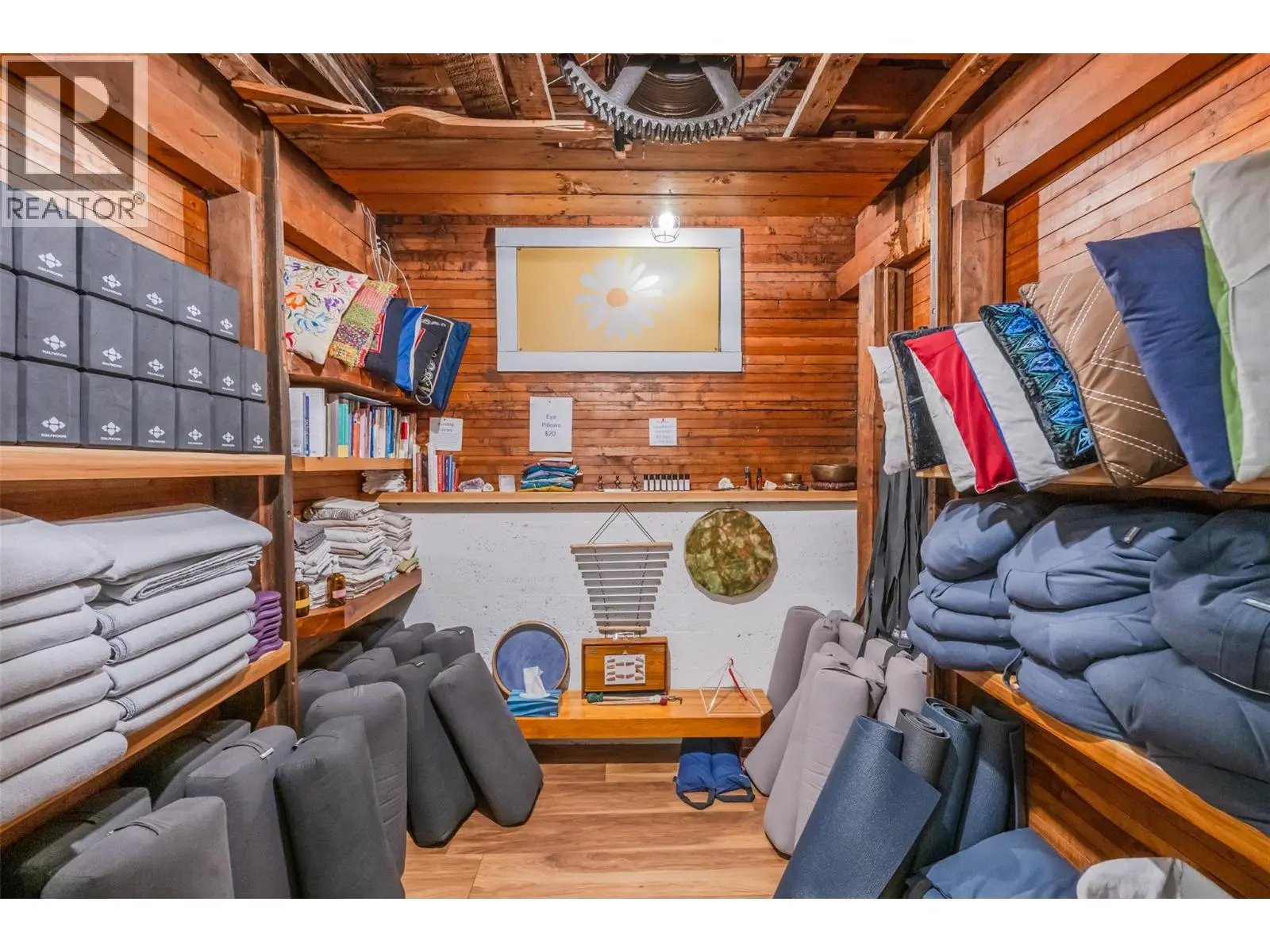 6222 Main Street. Oliver, British Columbia