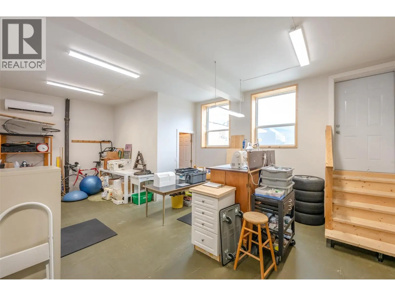6222 Main Street. Oliver, British Columbia