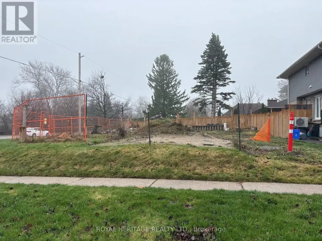 275 Humber Avenue, Oshawa (McLaughlin)