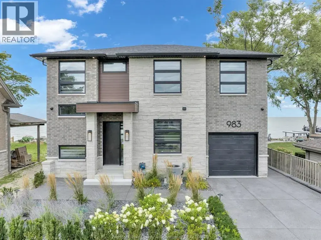 983 Lakeshore Park Road, Lakeshore
